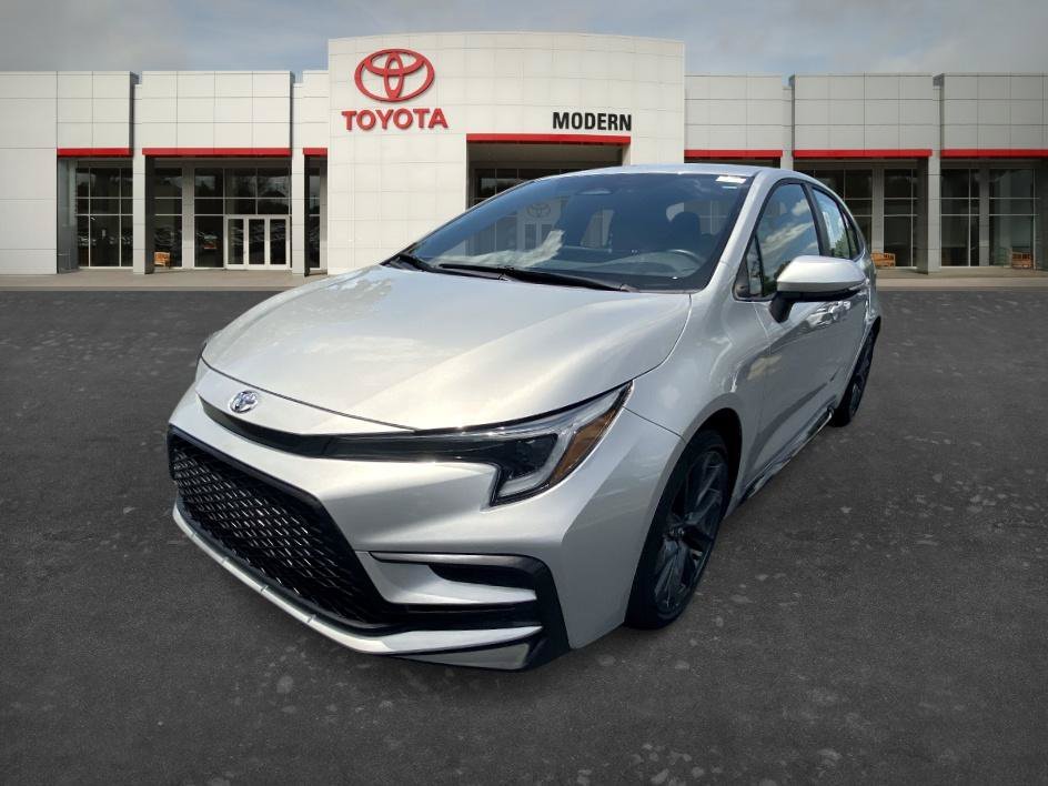 Used 2025 Classic Silver Metallic Toyota SE image 1
