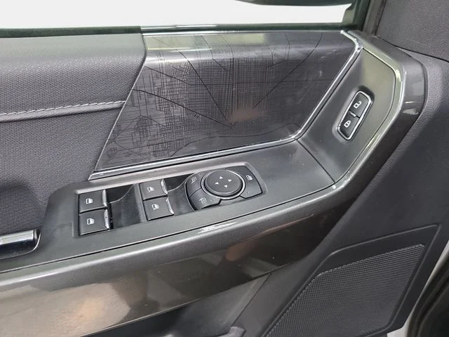 Certified Used 2023 Avalanche Ford XLT image 28