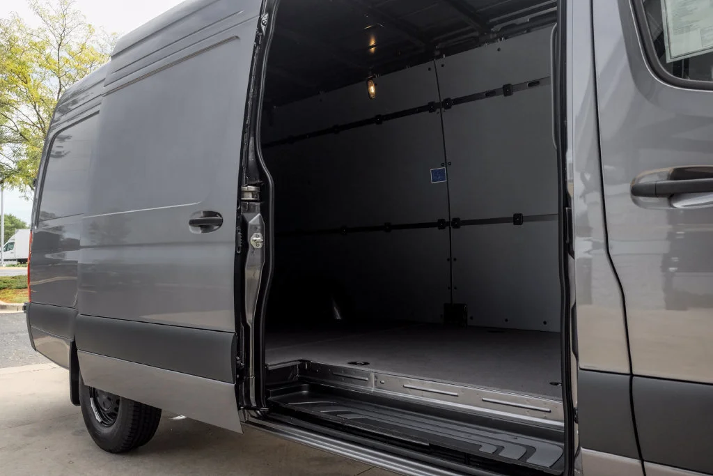 New 2026 Selenite gray metallic Mercedes-Benz Cargo 170 WB image 40