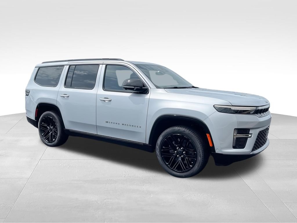 New 2026 Silver-Zynith Exterior Paint Jeep Limited Reserve image 2