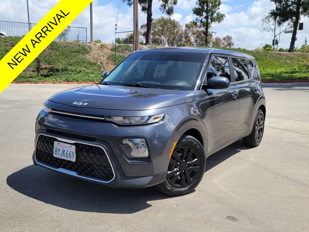 2022 Kia Soul 2.0L LX IVT's photo