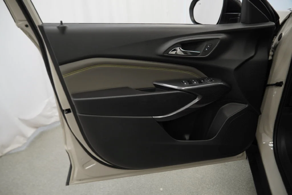New 2026 White Sands Chevrolet ACTIV image 30