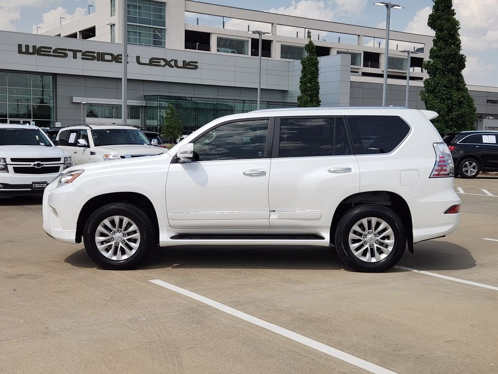 Used 2015 Starfire Pearl Lexus 460 Luxury image 4