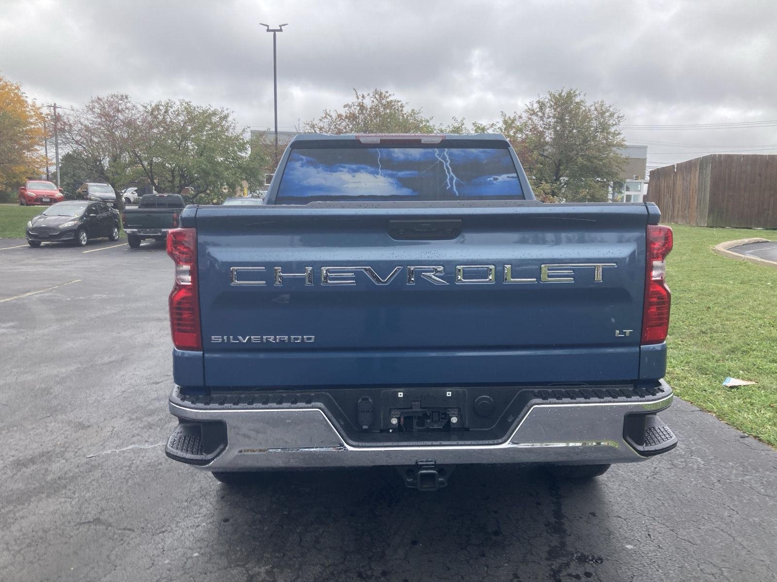 Used 2024 Lakeshore Blue Metallic Chevrolet LT (2FL) image 6