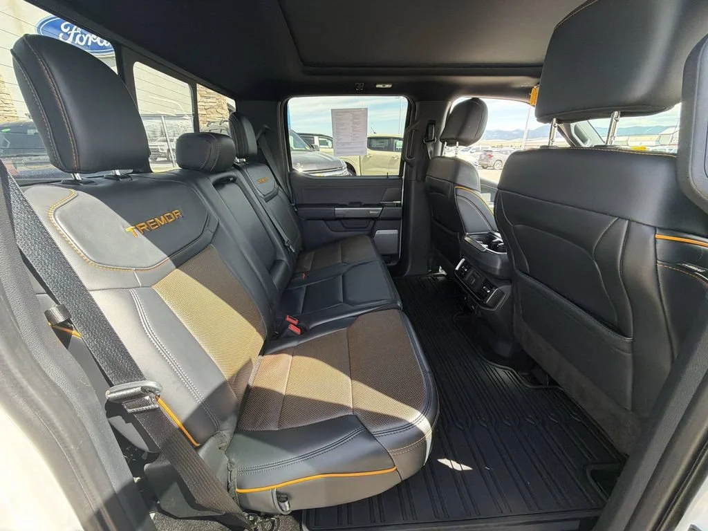 Used 2022 Oxford White Ford XL image 13
