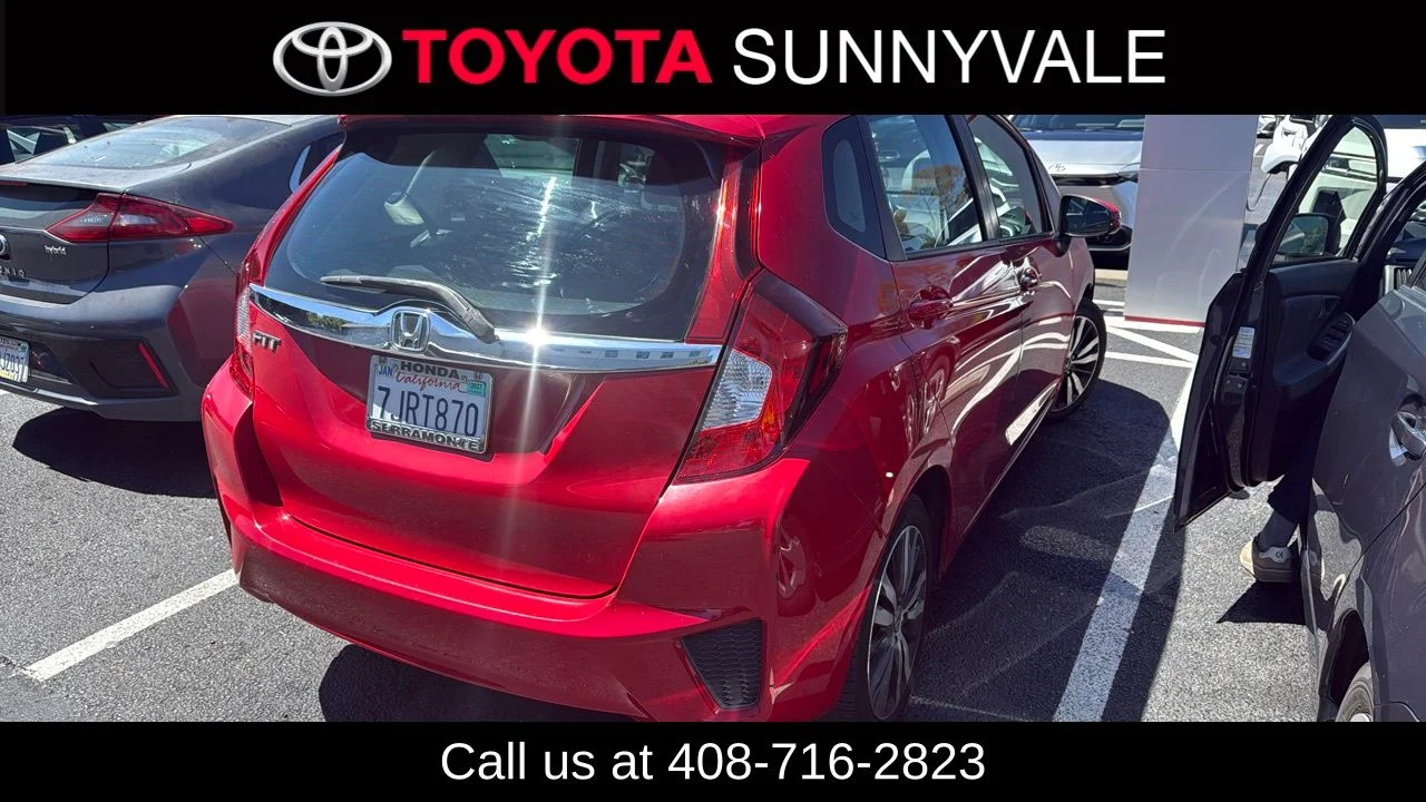 Used 2015 Red Honda EX image 2