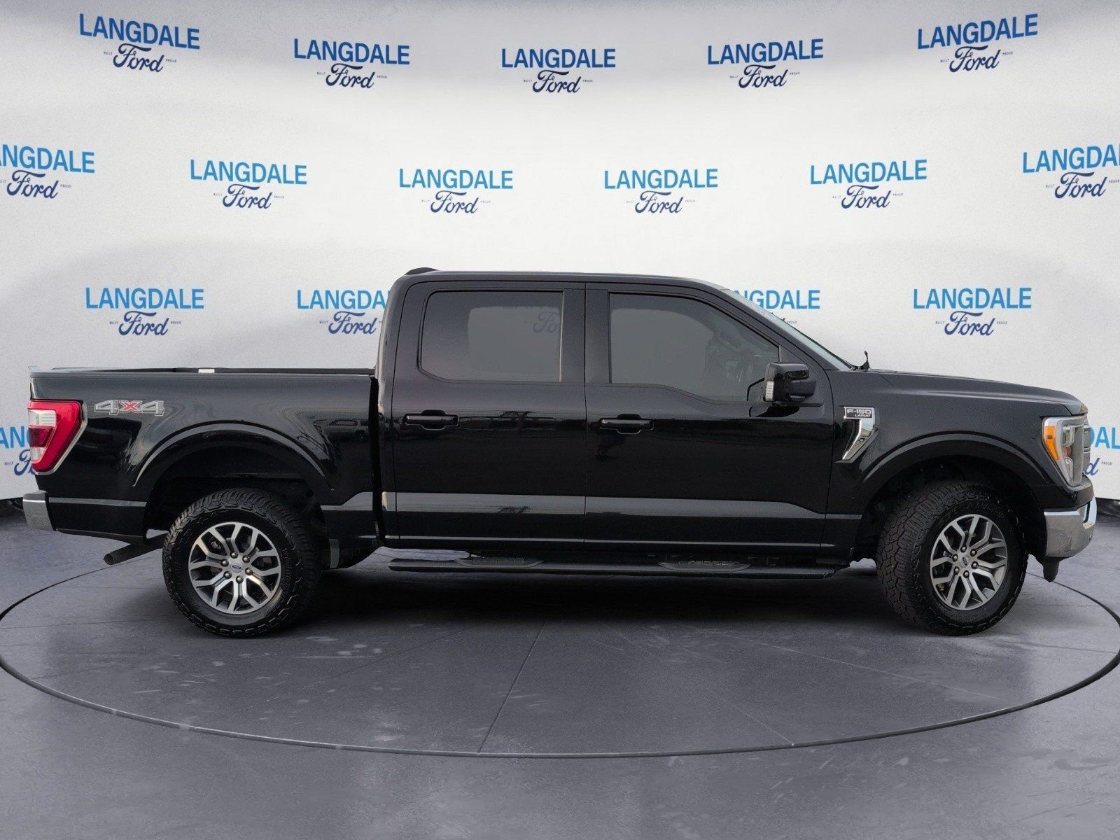 Used 2022 Agate Black Metallic Ford Lariat image 3
