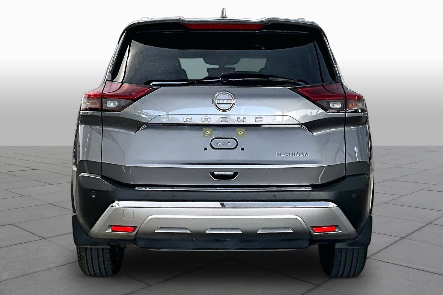 Used 2023 Gun Metallic Nissan Platinum image 5
