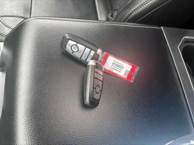 Used 2019 Black Ford Lariat image 30