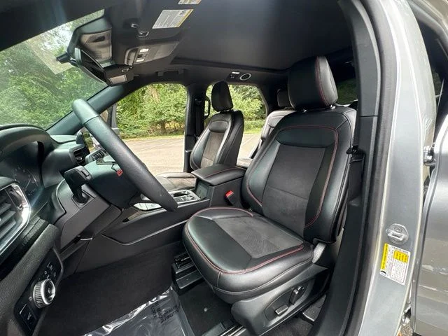 Used 2024 Silver Metallic Ford ST-Line image 18