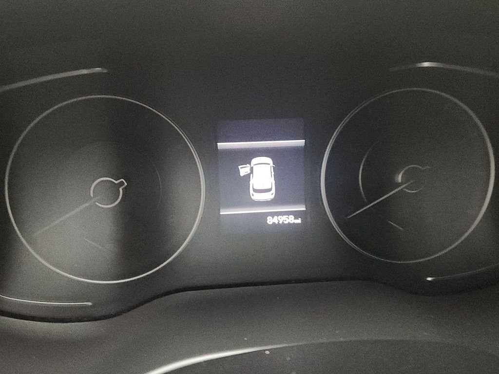 Used 2020 White Hyundai SEL image 19