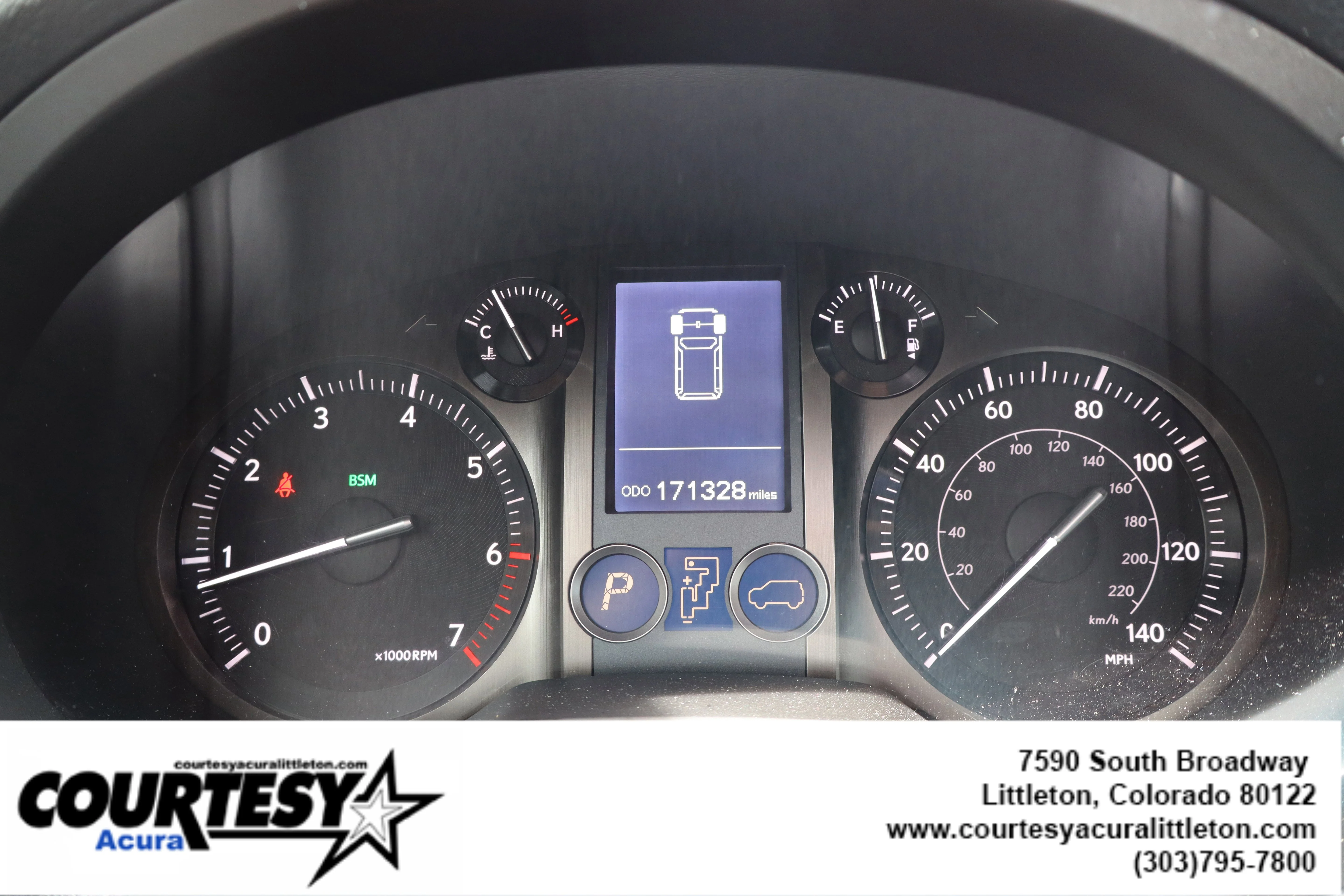 Used 2016  Lexus  image 13