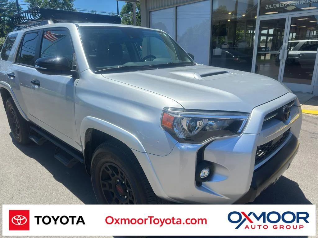 Used 2021 Classic Silver Metallic Toyota Venture image 1