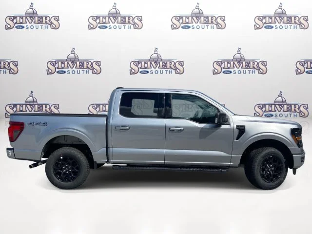 New 2026 Silver Ford XLT image 2
