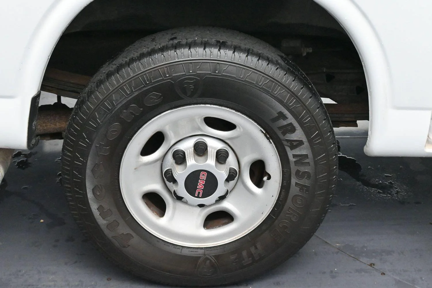 Used 2018 Summit White GMC 2500 image 27