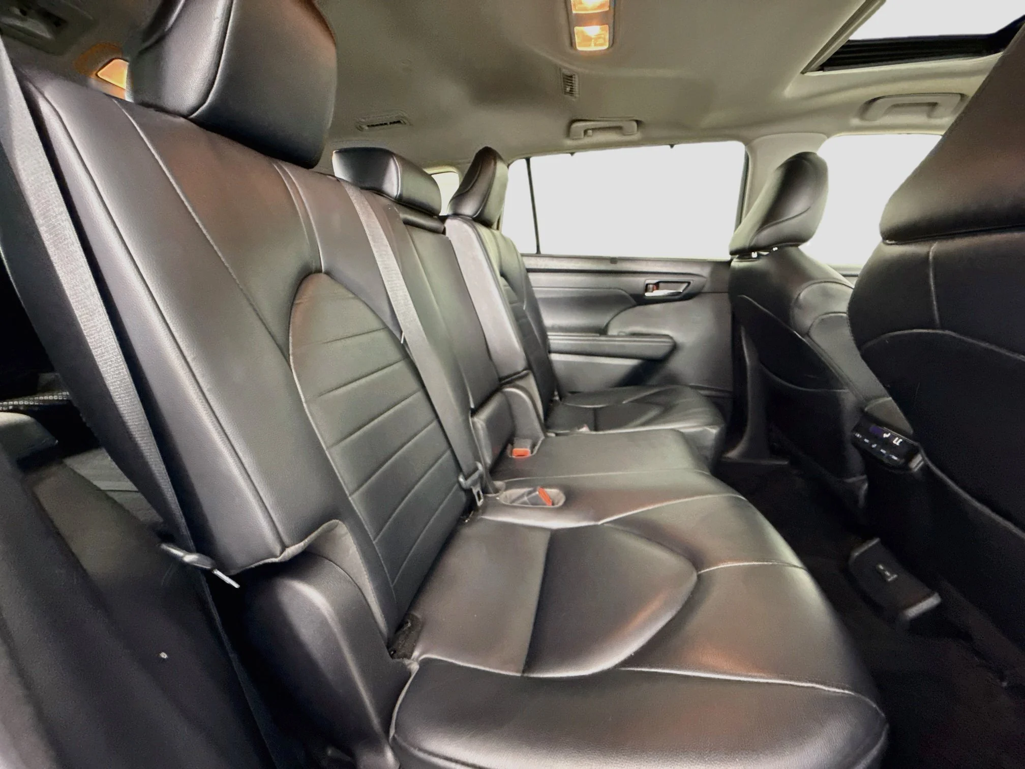 Used 2023 Gray Toyota L image 29