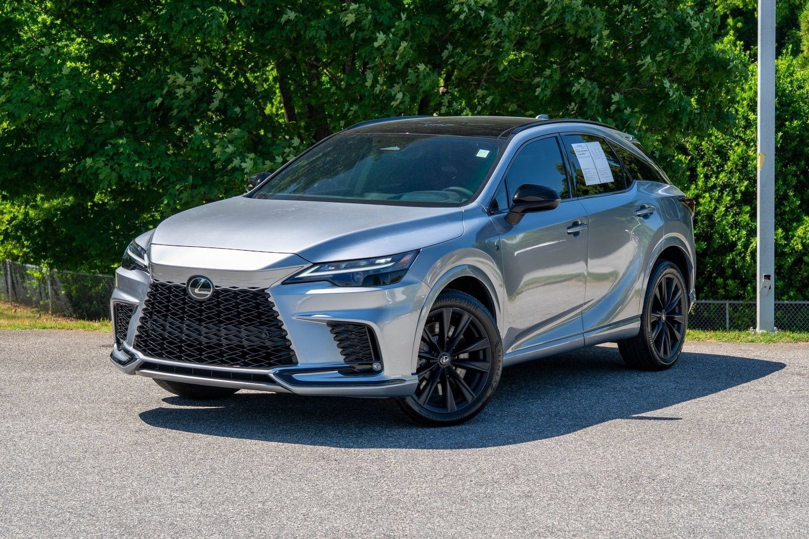 Used 2024 Iridium Lexus 500h F SPORT Performance image 2
