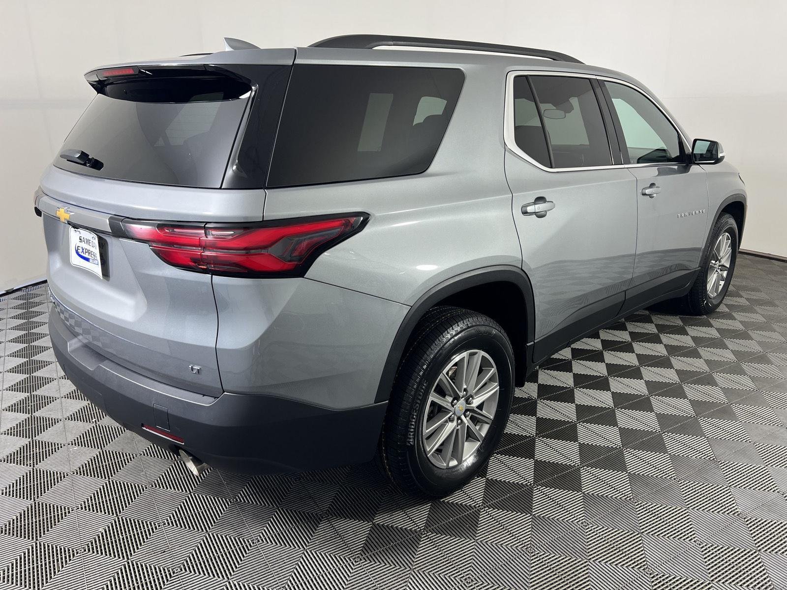 Used 2023 Sterling Gray Metallic Chevrolet LT Cloth image 11