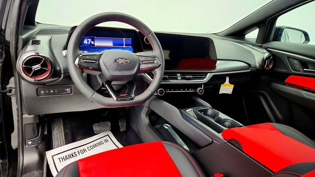 2025 Chevrolet Equinox EV RS - Photo 11