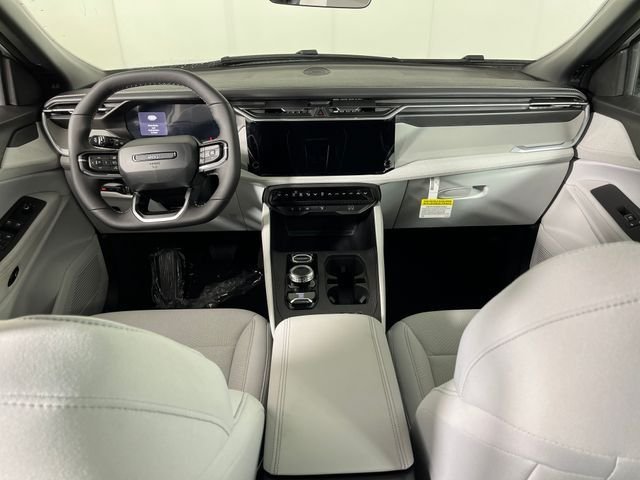 New 2026 Sting-Gray Clearcoat Jeep Laredo image 8