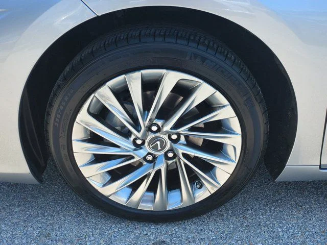 Certified Used 2022 Silver Lexus 300h Luxury image 11