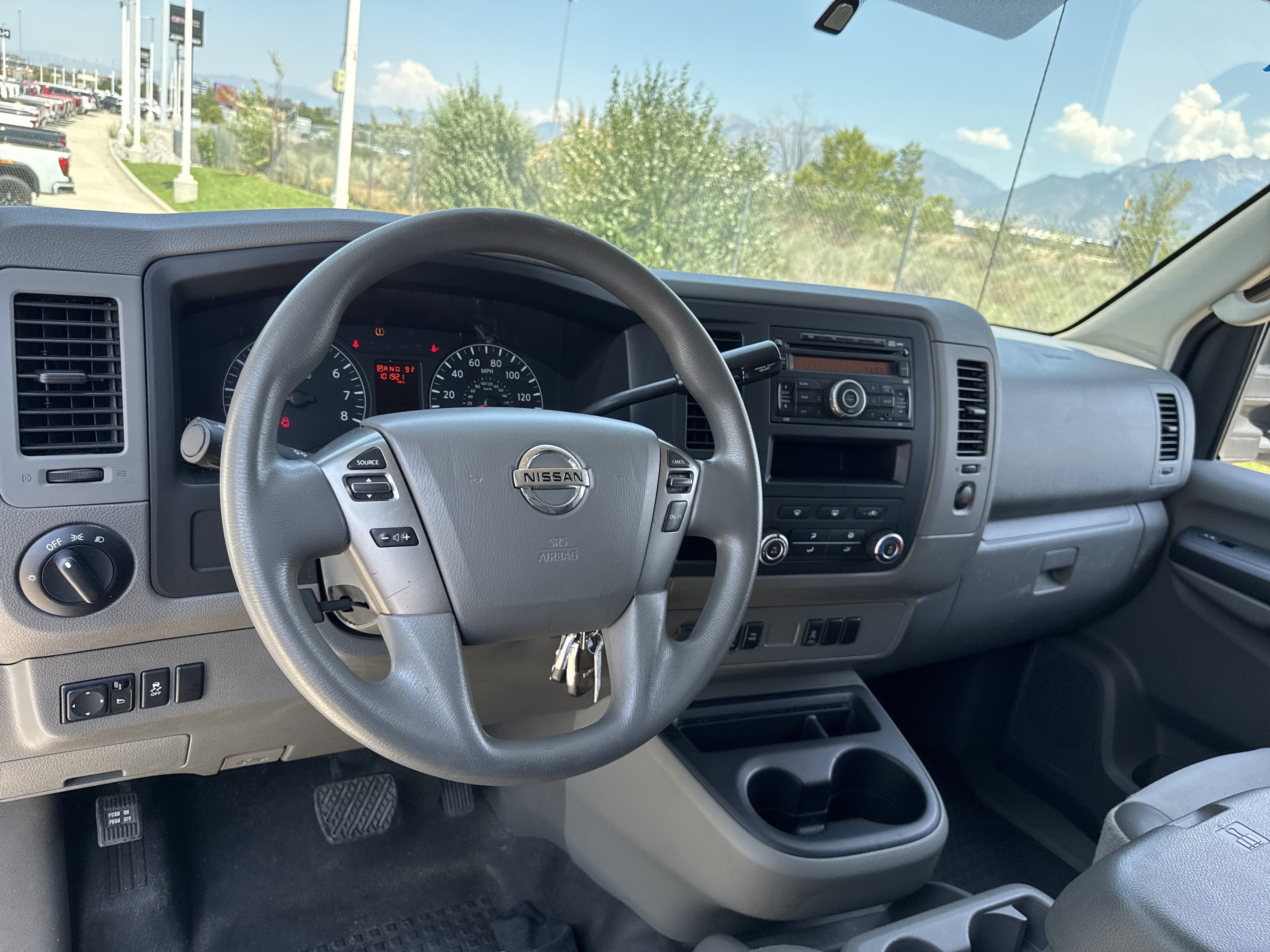 Used 2014 White Nissan SV image 16