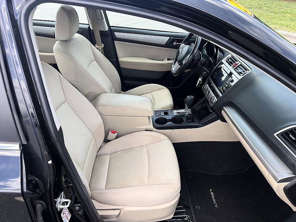 Used 2017 Crystal Black Silica Subaru Premium image 17
