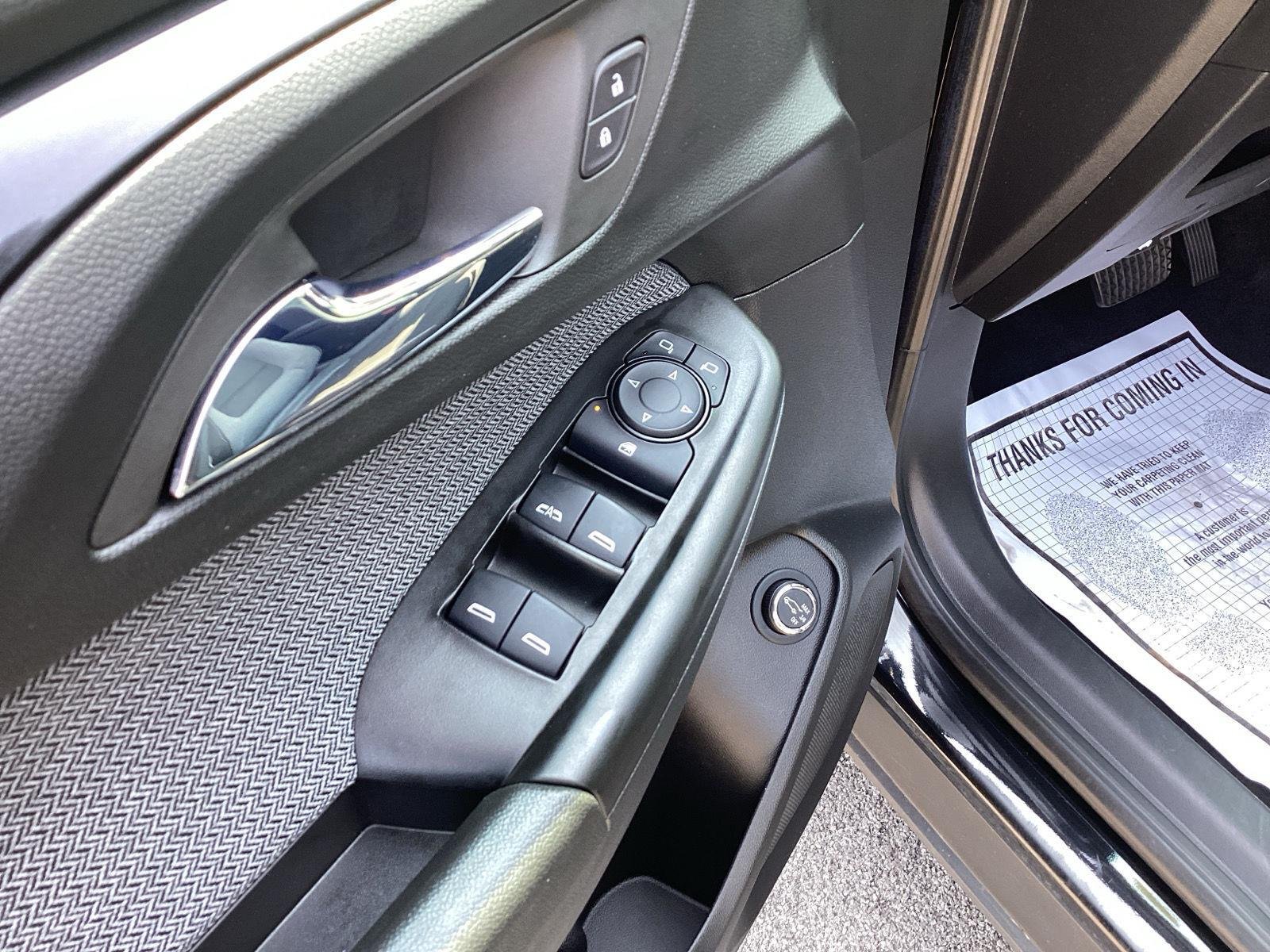 Used 2022 Mosaic Black Metallic Chevrolet LT image 17