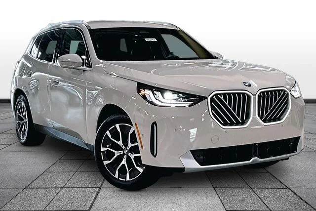 2026 BMW X3 30 XDRIVE's photo