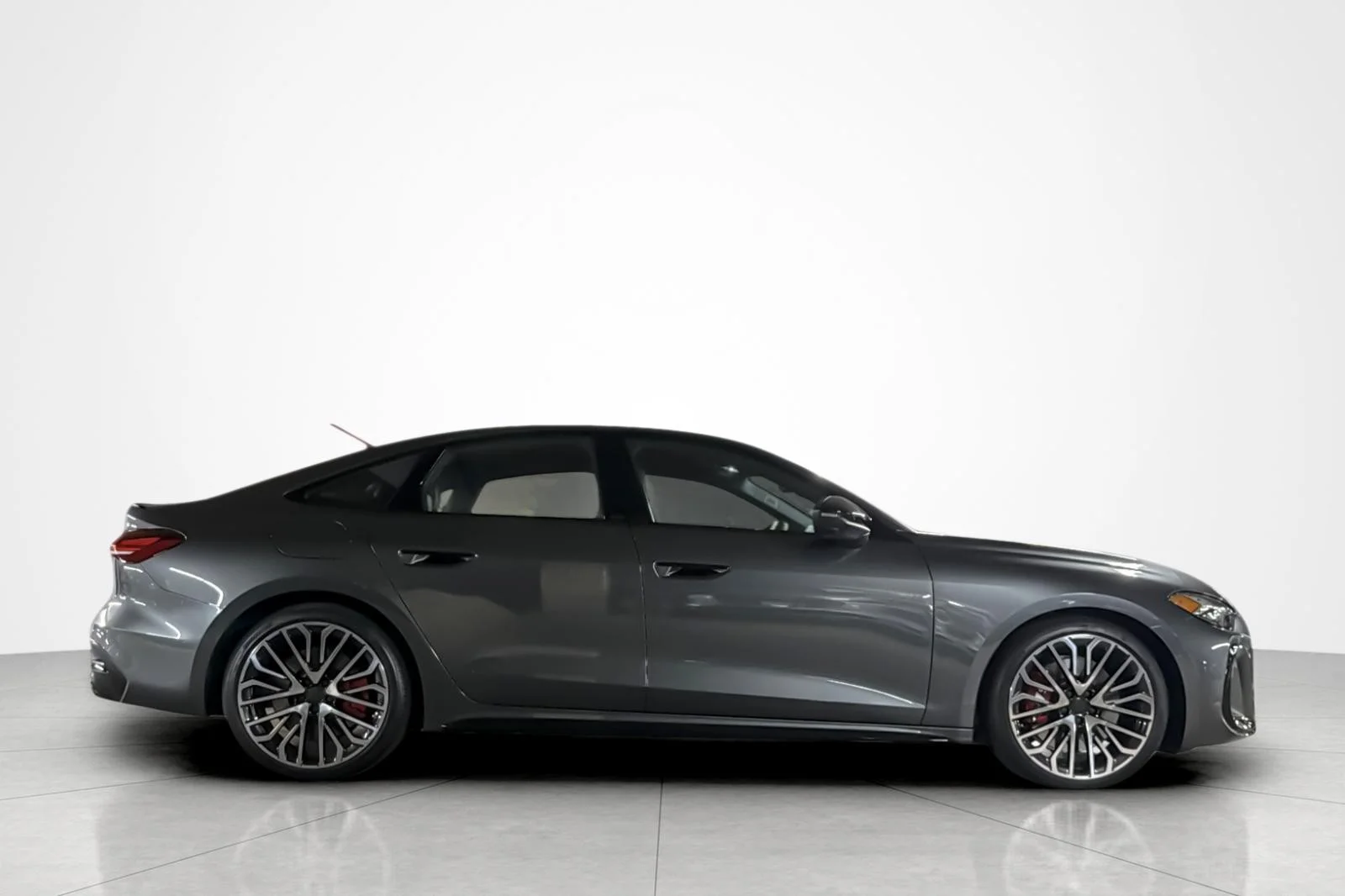 New 2026 Daytona Gray Pearl Effect Audi Premium Plus 3.0 TFSI quattro image 7