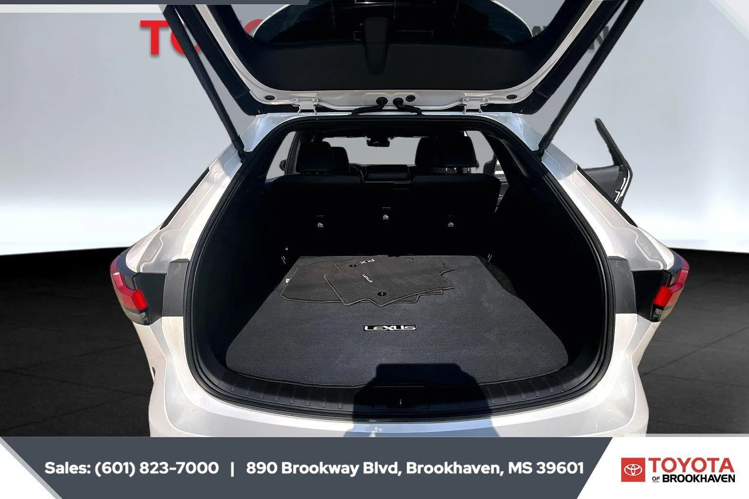 Used 2023 Eminent White Pearl Lexus RX 350 Premium image 21