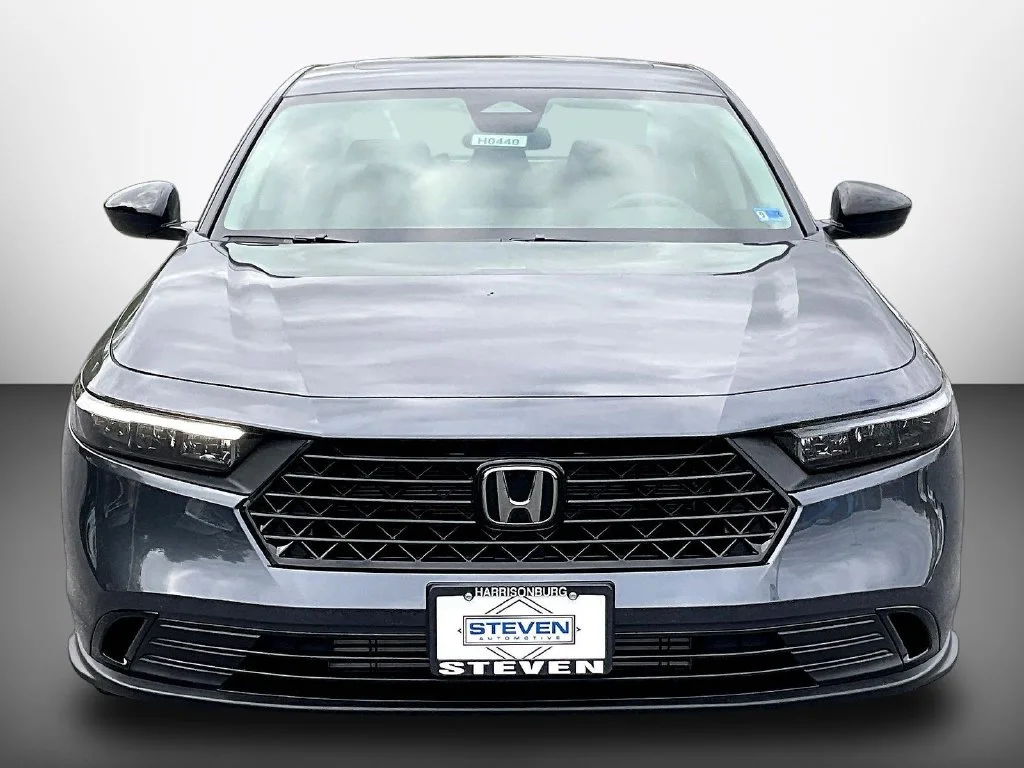 New 2026 Meteorite Gray Metallic Honda SE image 2