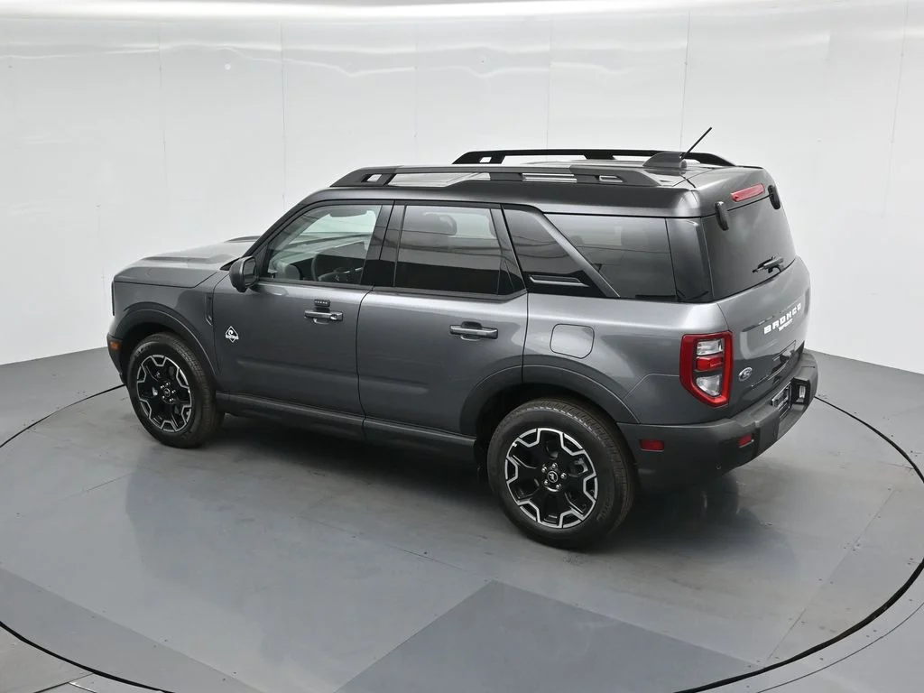 New 2025 Carbonized Gray Metallic Ford Outer Banks image 46