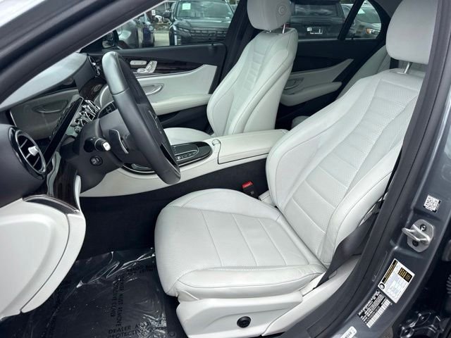 Used 2023 Gray Mercedes-Benz E 450 image 21