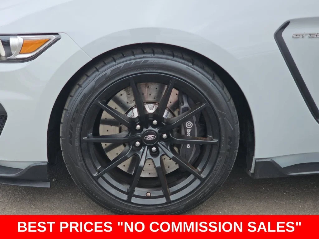 Used 2016 Gray Ford Shelby GT350 image 35