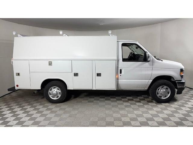 2025 Ford E-Series Cutaway Base - Photo 34