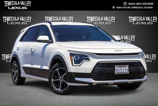 2023 Kia Niro LX HEV's photo