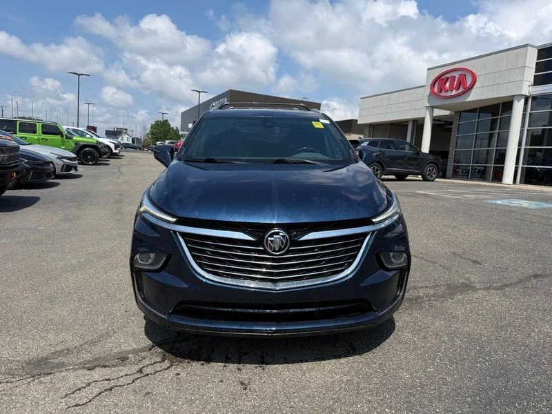 Used 2023 Blue Buick Essence image 2