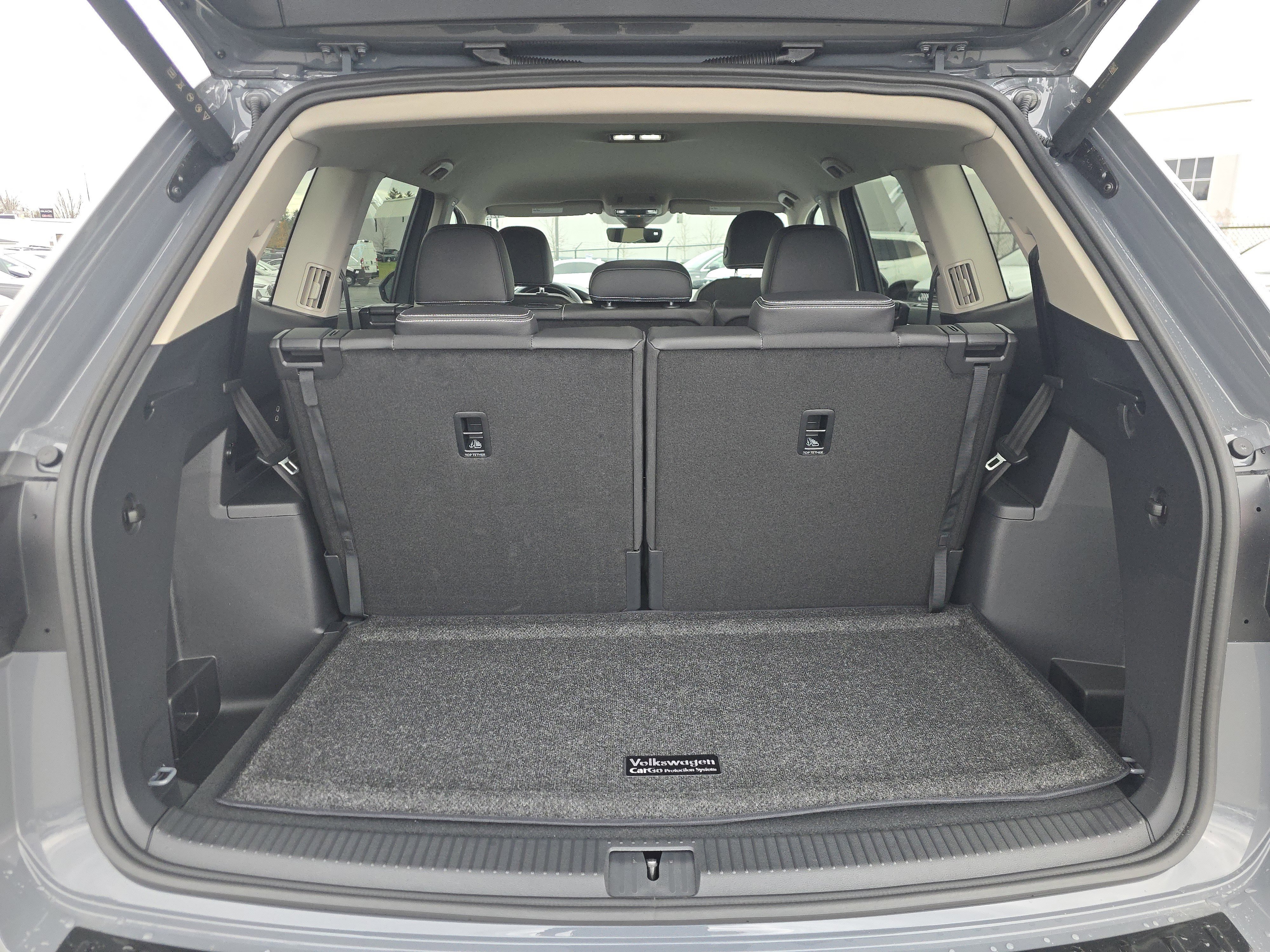New 2026 Pure Gray Volkswagen 2.0T SE w/Technology image 15