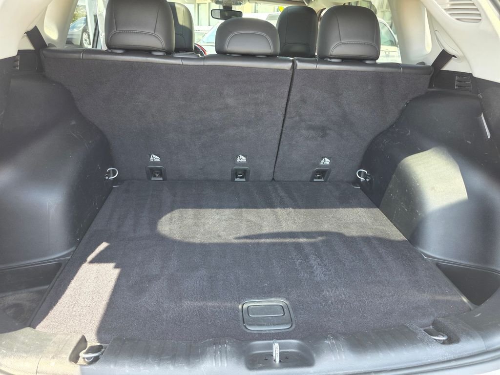 Certified Used 2020 White Jeep Trailhawk image 19