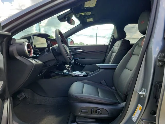 2026 Chevrolet Trax RS - Photo 22