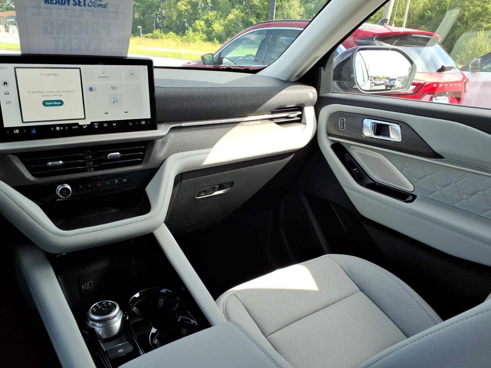 New 2026 Agate Black Metallic Ford Platinum™ image 15