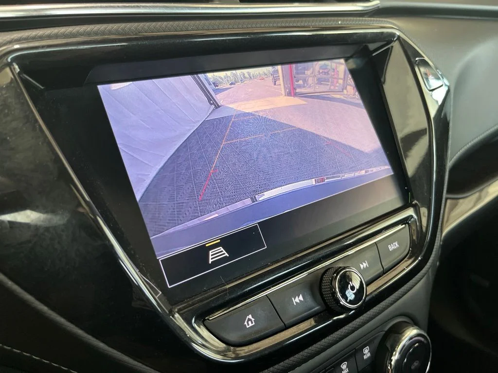 Used 2023 Gray Chevrolet ACTIV image 13