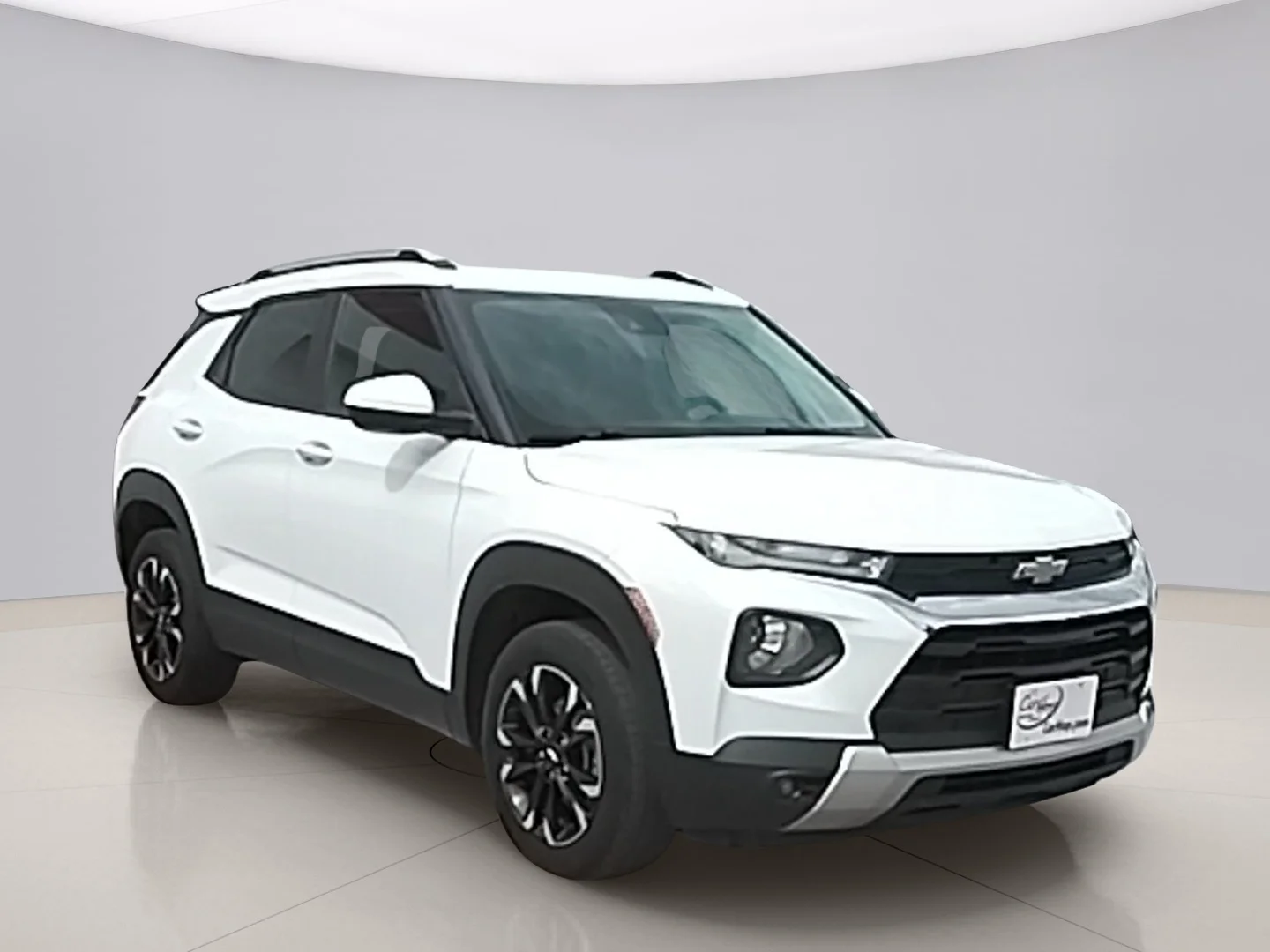 Used 2023 White Chevrolet LT image 7