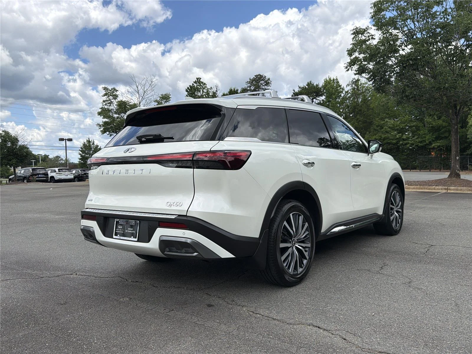 Certified Used 2023 Majestic White INFINITI SENSORY image 29