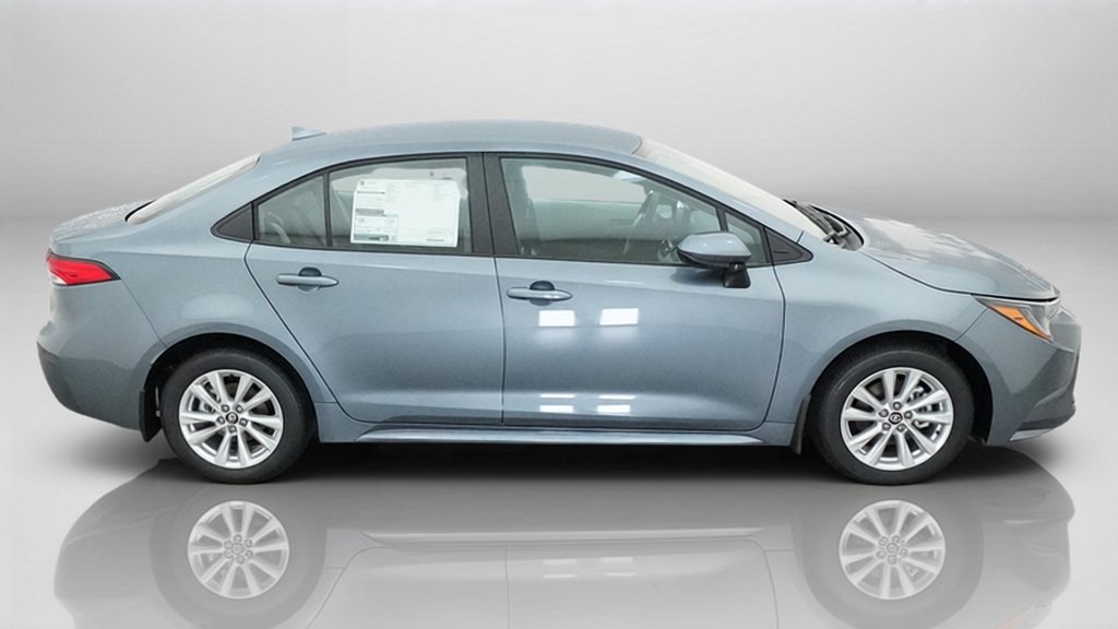 New 2027 Celestite Toyota LE image 7