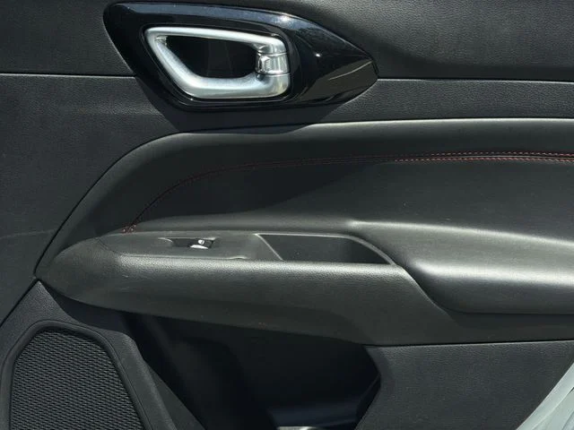 Used 2025 White Jeep Trailhawk image 40