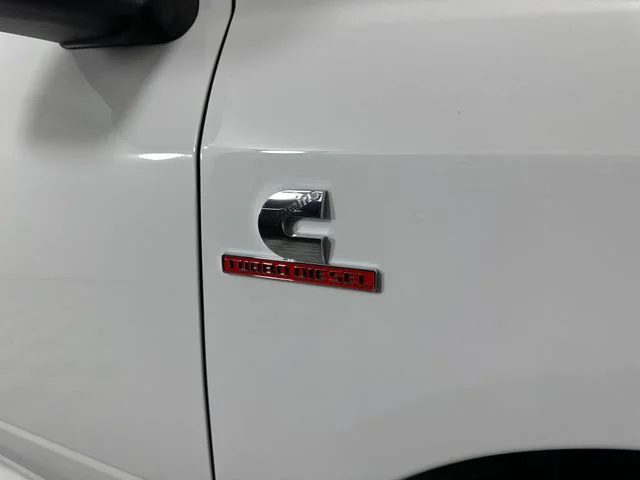 New 2026 Bright White Clear-Coat Exterior Paint RAM Tradesman image 6