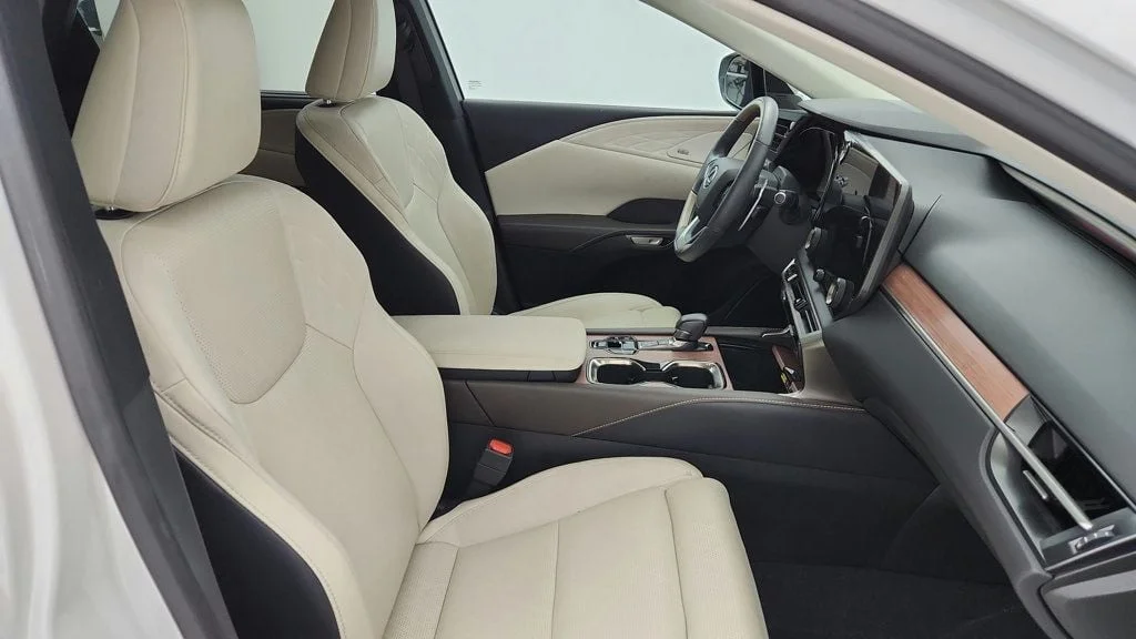 Used 2023 Eminent White Pearl Lexus RX 350h Luxury AWD w/ Mark Levinson Audio & LED Headlamps image 22