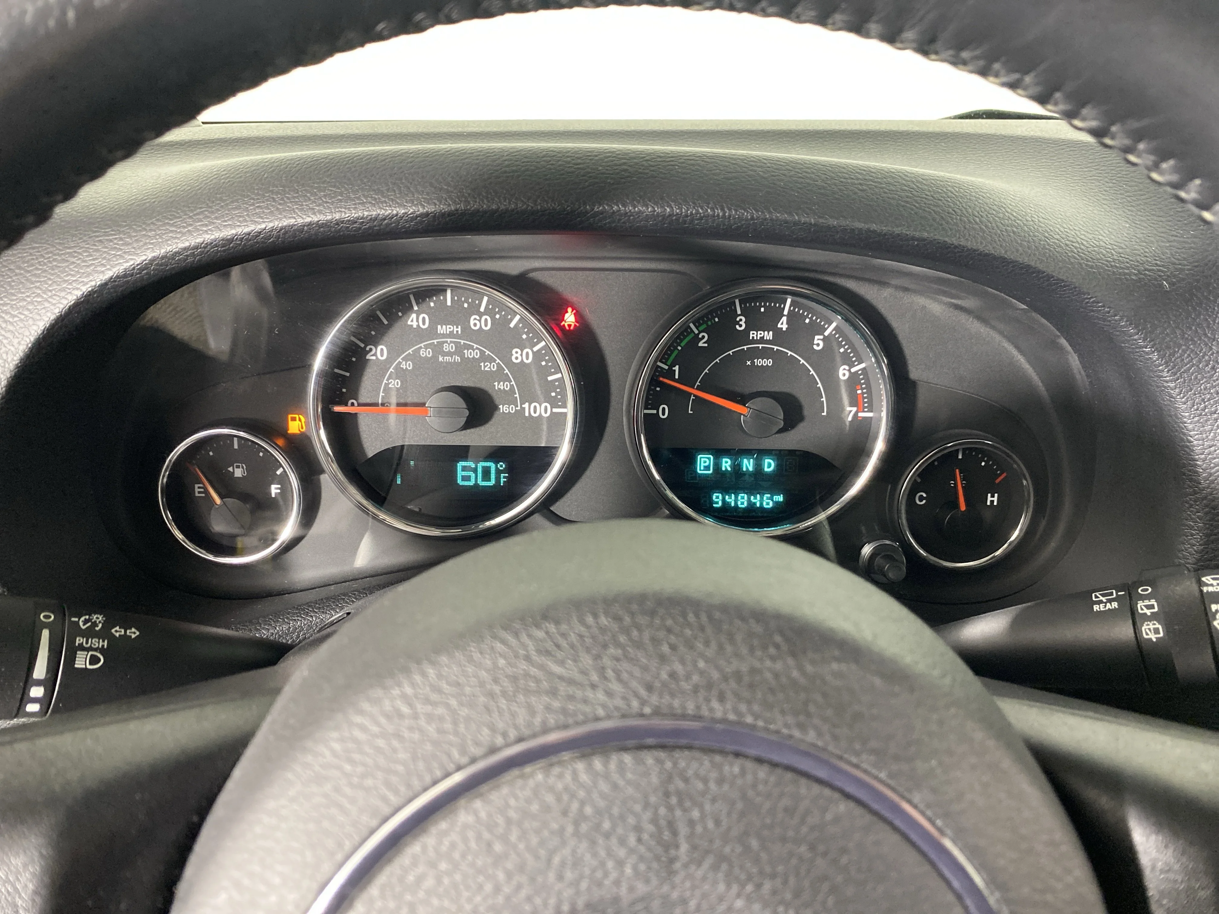 Used 2018 Granite Crystal Metallic Clearcoat Jeep Sport S image 18